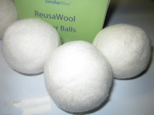 Reusa dyer balls