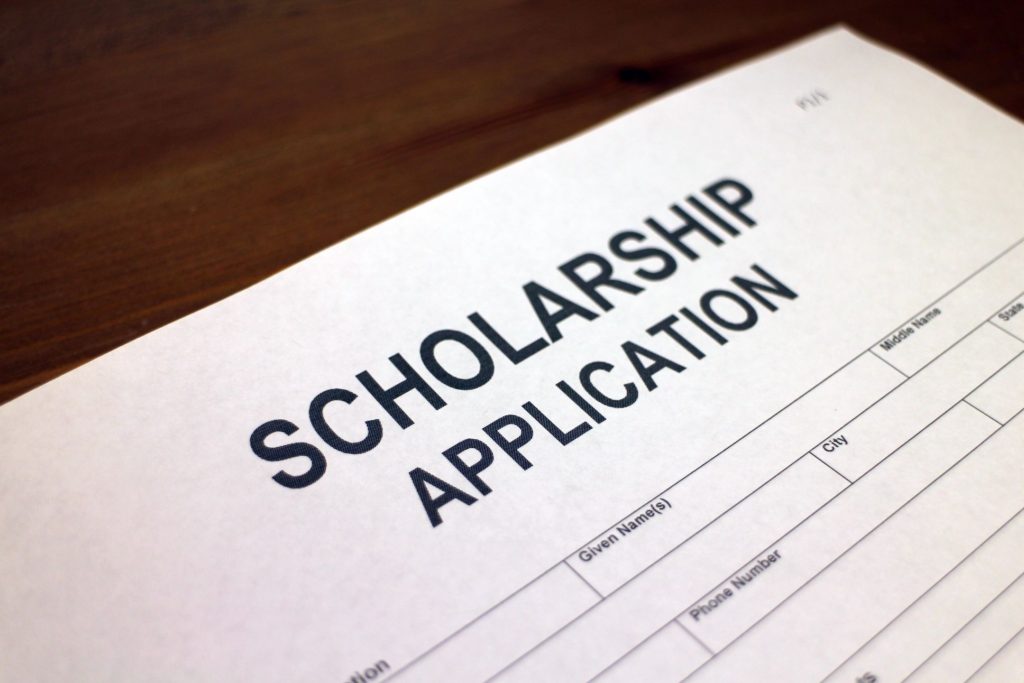 Steps To Take When Looking For Scholarships For College Luv Saving Money